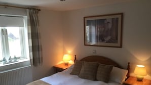 Unclassified image, 5 of 6, button - Dor Ka Joy Holiday Cottage Sleeps 8 (Kingsbridge)