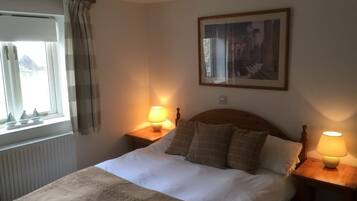 2 bedrooms, desk, free WiFi