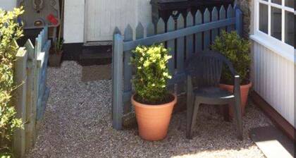 Dor Ka Joy Holiday Cottage Sleeps 8