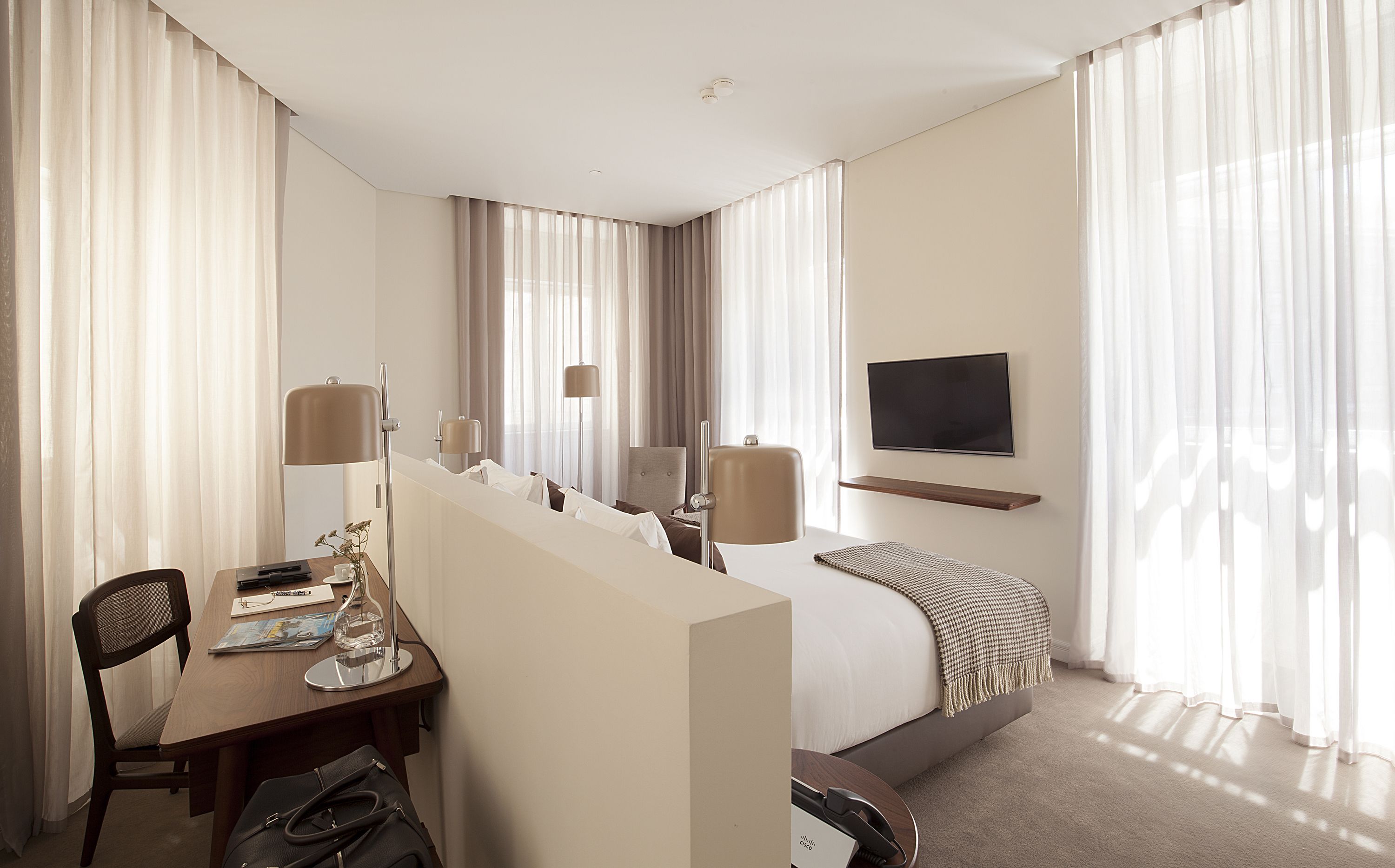 junior suite | 1 bedroom, minibar, in-room safe, soundproofing