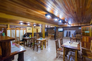 Desayuno continental incluido todos los días