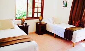 Standard Double Room Single Use, 1 Bedroom | In-room safe, iron/ironing board, rollaway beds, free WiFi - El Encanto Boutique Hotel (Kralendijk)
