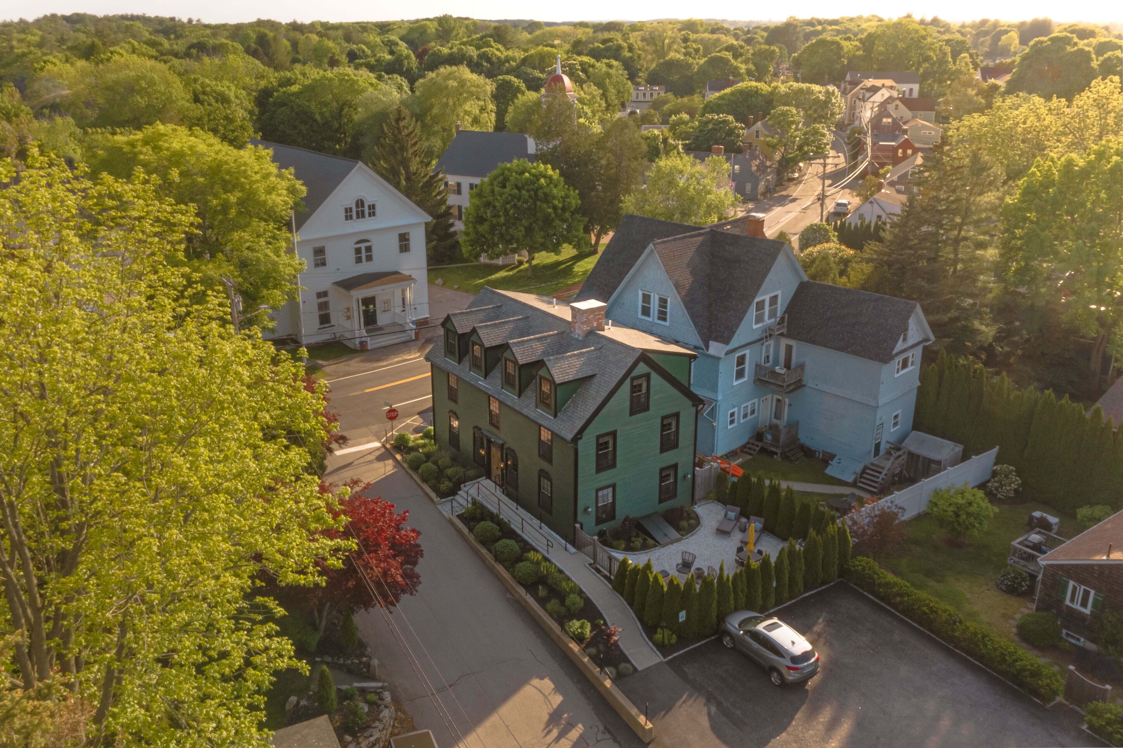 Khuôn viên nơi lưu trú