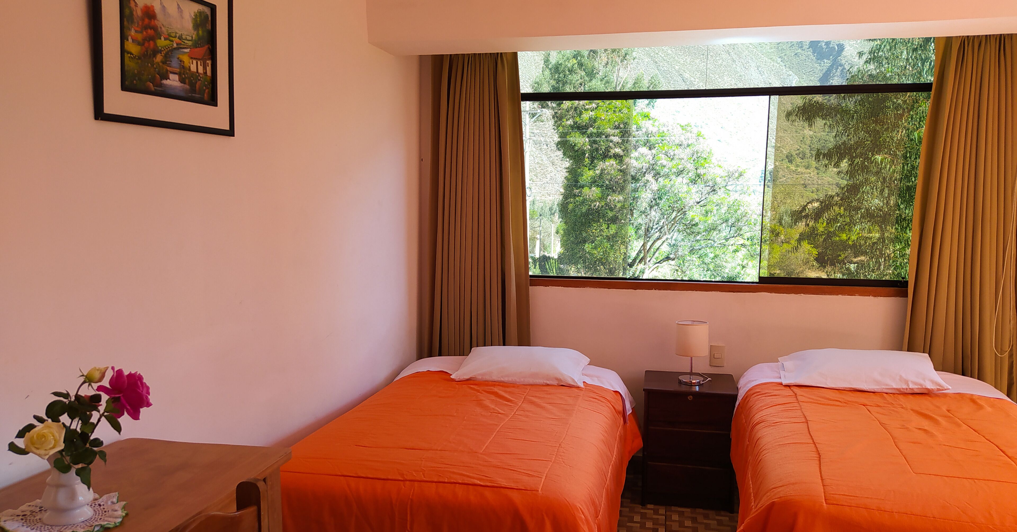 triple room | desk, iron/ironing board, free wifi