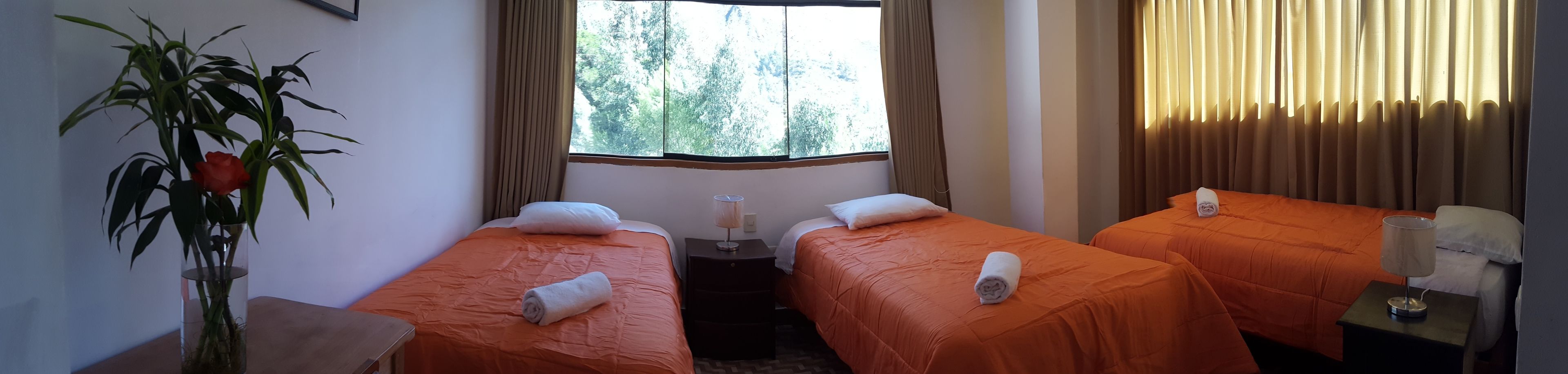 triple room | desk, iron/ironing board, free wifi