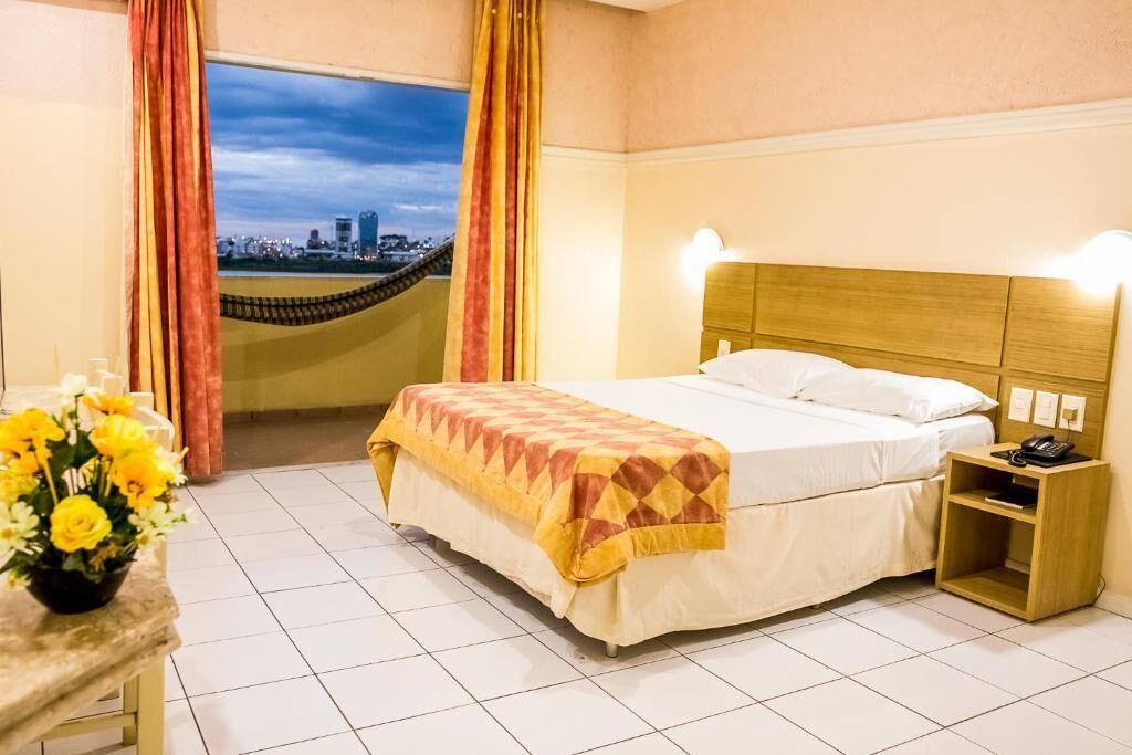 Apto Master Duplo localizados no 1, 2 e 3 andar | Minibar, desk, blackout drapes, WiFi (free)