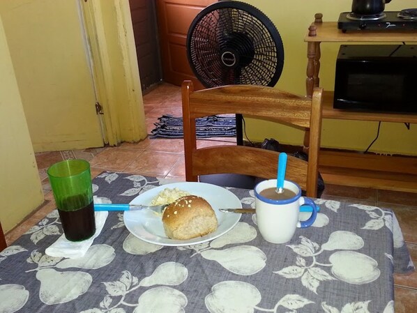 2 Bedroom Kitchenette, Apartment 2 | 2 bedrooms, iron/ironing board, free WiFi, bed sheets
