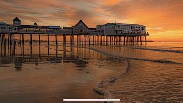 Plage, chaises longues