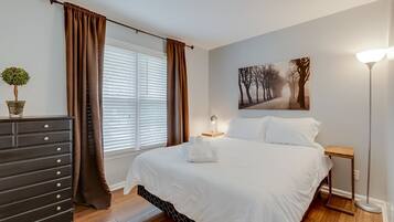 3 bedrooms, iron/ironing board, travel cot, WiFi