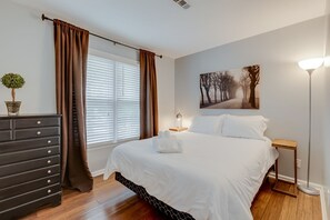 3 chambres, fer et planche Ă repasser, lit parapluie, Wi-Fi