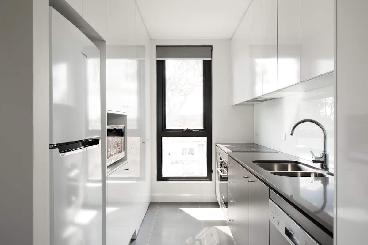 espresso maker, coffee/tea maker, electric kettle