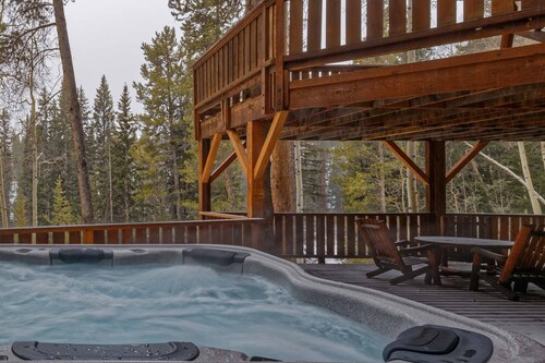 Vaiheet Neljä O Kello Run, tilava ja viehättävä Ski-In / Ski-Out Retreat
