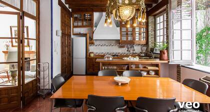 Casa Monsalves. 6 bedrooms, 5 bathrooms, patio, terrace