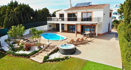 Superbe Villa 5 chambres, Capacité 10/14 piscine / jacuzzi chauffage - Olhos De Agua, Alb