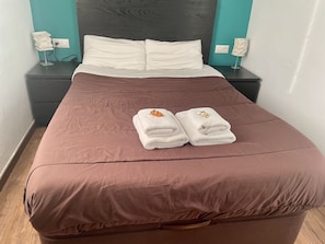 2 bedrooms, in-room safe, iron/ironing board, free WiFi