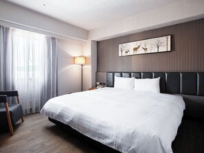 經典雙人房, 城市景觀 | 高級寢具、書桌、遮光布/窗簾、免費無線上網