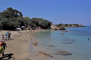 Beach nearby - Beach Front two bedroom apartment (Pirgos Ilias)
