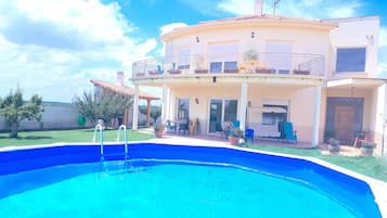 Alberca al aire libre