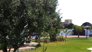 Jardines del alojamiento