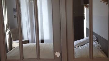 5 間睡房、書桌、熨斗/熨衫板、免費 Wi-Fi