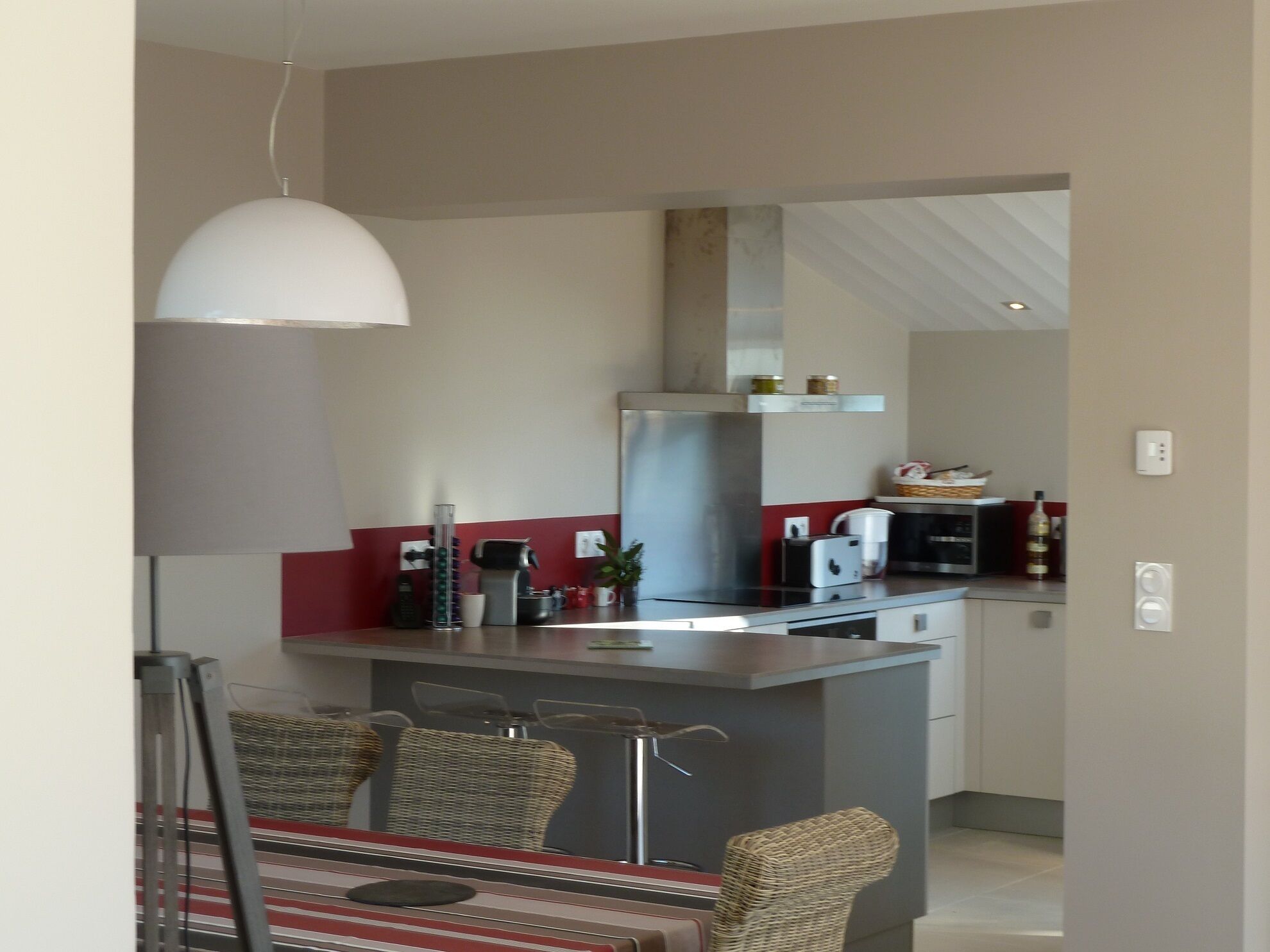 雪櫃、微波爐、焗爐、爐具