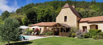 Le Hibou Heureux - Beautiful Villa for 8 With Private Pool and Garden/Parking