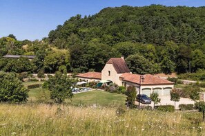Exterior - Le Hibou Heureux - Beautiful Villa for 8 With Private Pool and Garden/Parking (Bézenac)