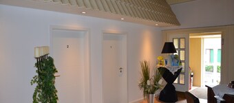 Newly built holiday apartment in a modern country house style. 10 min cycle path to the beach