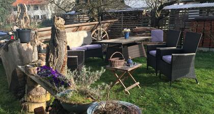 Dans l'AllgĂ€u: appartement rustique et romantique pour 2-4 (7) personnes avec poĂȘle Ă bois et WiFi