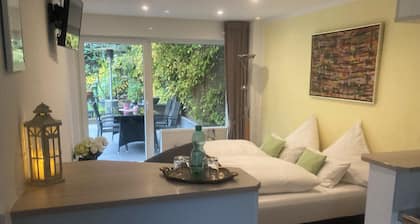 AusZeit Gästeapartment mit Terrasse in Airportnähe