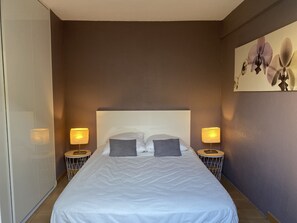 2 chambres, bureau, lit de bébé portatif, accÚs au Wi-Fi (inclus)