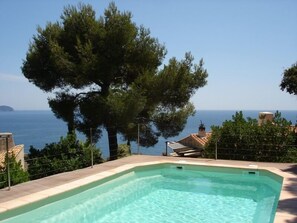 Piscine extérieure, piscine chauffée