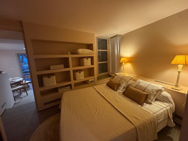 Appartement Indépendant Avec Terrasse Bois & Vue Mer Panoramique Au Calme. - La Crau