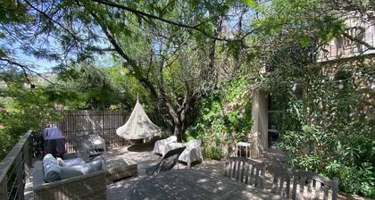 Appartement indépendant avec terrasse et jardin vue mer panoramique