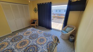 2 bedrooms, iron/ironing board, free WiFi