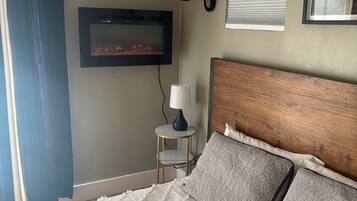 1 chambre, fer et planche à repasser, lit parapluie, Wi-Fi gratuit