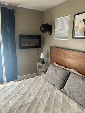 1 bedroom, iron/ironing board, travel crib, free WiFi