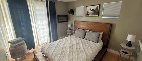 1 soverom, strykejern/-brett, reiseseng for barn og wi-fi (inkludert)