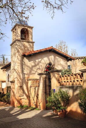 Exterior - Luxury Home Unbelievable Red Rock Views & Hot Tub, Permit #007652 (Sedona)