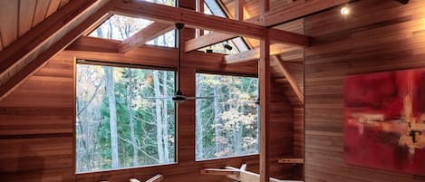 3 chambres, chambres insonorisées, fer et planche à repasser