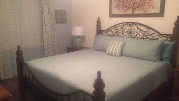 2 chambres, fer et planche Ă repasser, Wi-Fi, draps fournis