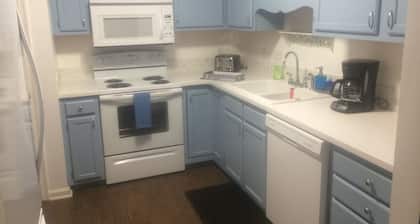 VERY QUIET, 2 bedroom/ 2 bath, 1st floor condo next to a beautiful park!