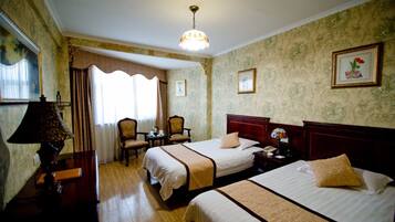 Desk, blackout drapes, free WiFi