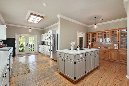 Rambling Ranch ~ Aggieland Loma-asunnot