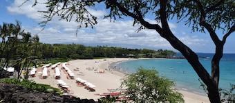 Condominio frente a la playa (vista al mar), mejor snorkeling / surf.