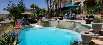 ¡Ven!  Disfruta de "A Bit-o-Paradise" en Vacation Drive.  Atrapa nuestras puestas de sol diarias. 