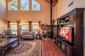 Smart TV, fireplace, table football, ping pong