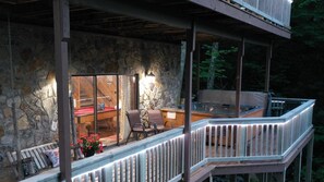 Tina de hidromasaje al aire libre