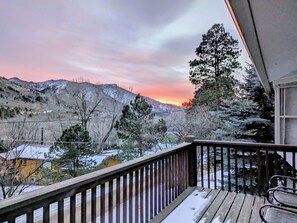 Property grounds - CASCADE RETREAT MOUNTAIN VIEWS, GREAT LOCATION NEAR COLORADO SPRINGS ATTRACTIONS (Cascade-Chipita Park)