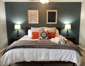 4 bedrooms, iron/ironing board, WiFi, bed sheets